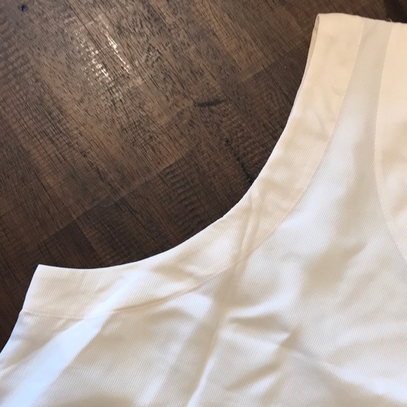 PRESTON & YORK 100% Silk Tank Top - Picture 11 of 11
